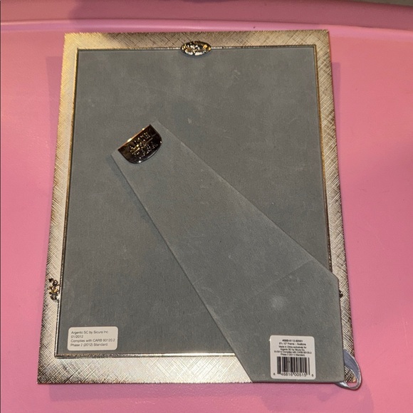 Gold Patterned Picture Frame - Picture 2 of 6